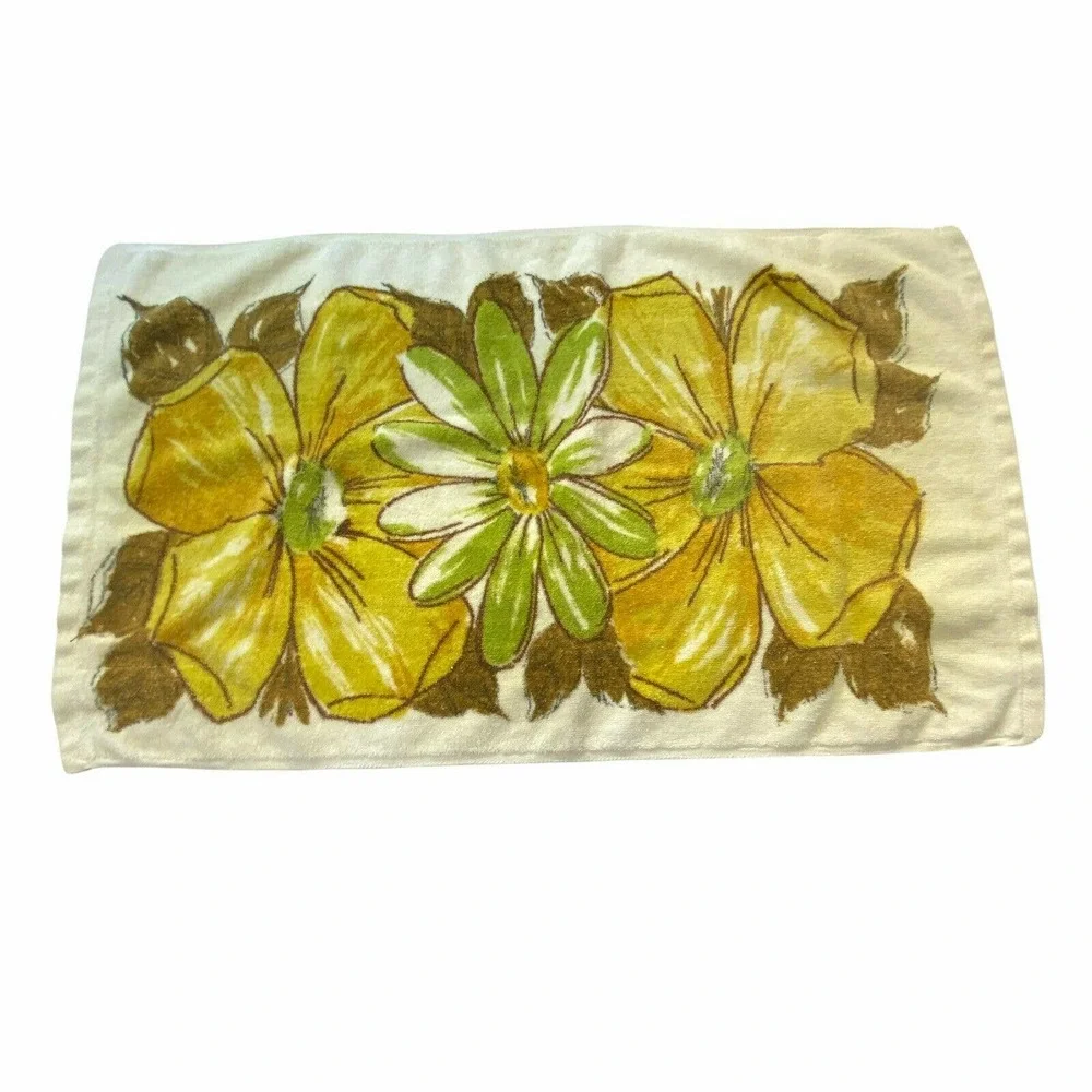 Vintage 70's Cannon Royal Family Gold Brown Floral‎ Hand Towel